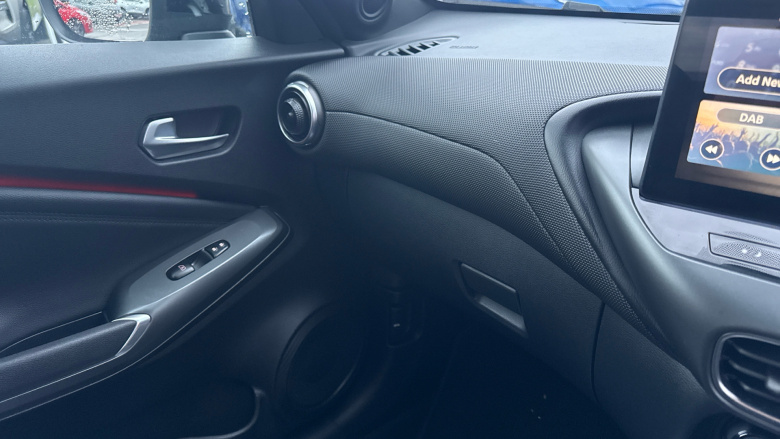 Nissan Juke 1.0 DiG-T N-Connecta 5dr DCT Petrol Hatchback